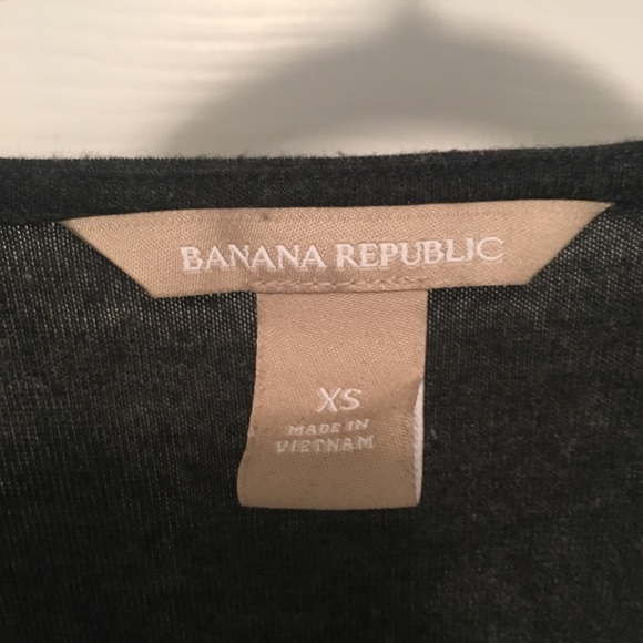 Banana Republic sleeveless tank - Picture 2 of 3